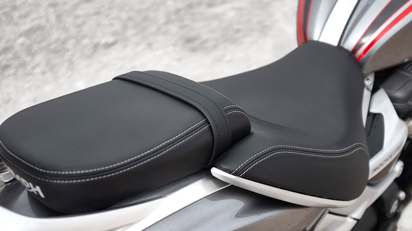 Triumph rocket 2025 3 seat